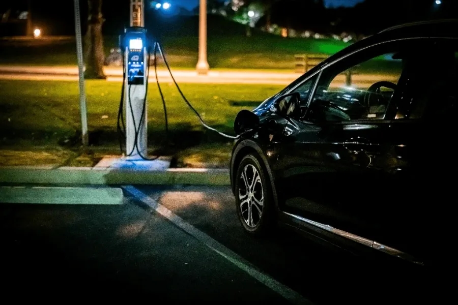 Car connected to the charge