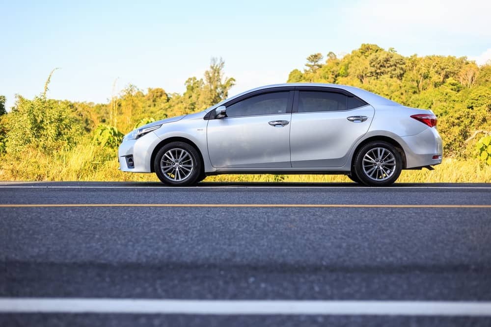 Make-Sure-that-Your-Car-Is-Dent-Free.jpg