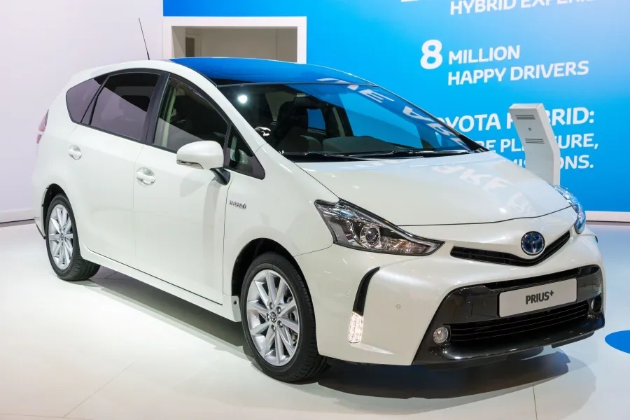 Toyota_Prius_Plus_Hybrid