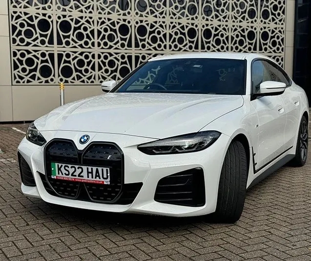 bmw i4
