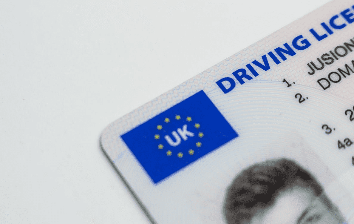 car-safety-UK-driver-licence.png