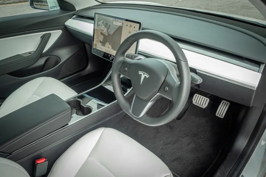 tesla model 3 interior