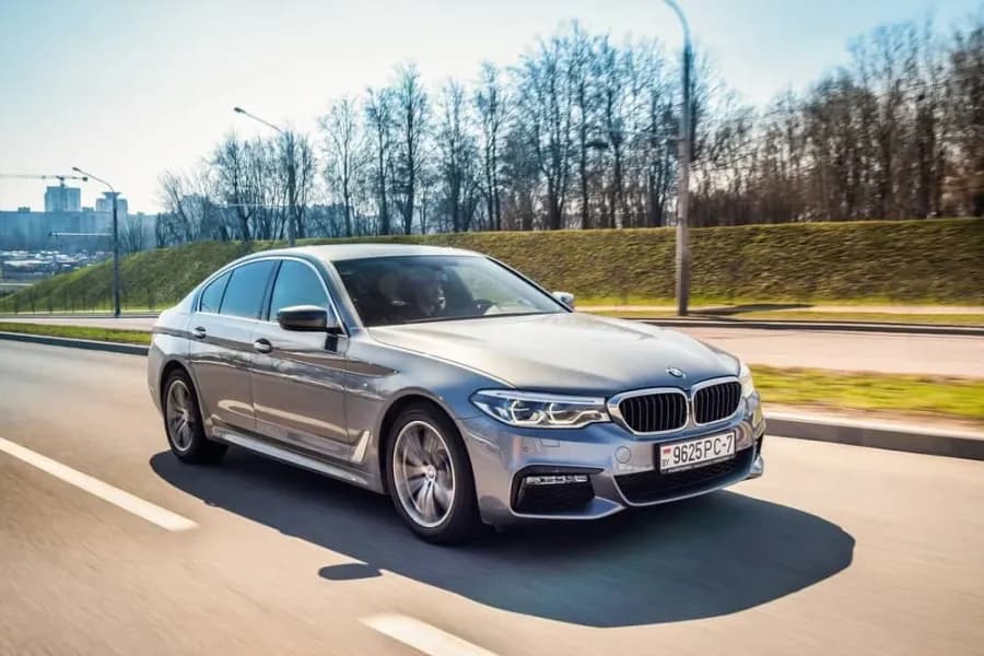 car_BMW_5_Series
