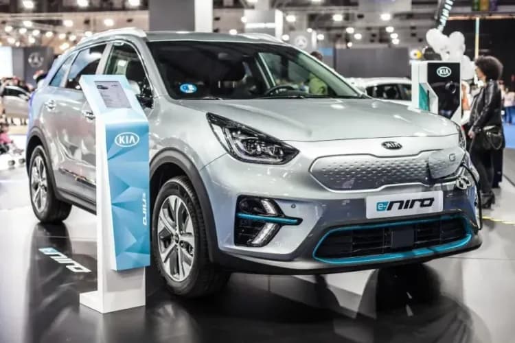 Kia e-Niro vs. Tesla Model 3