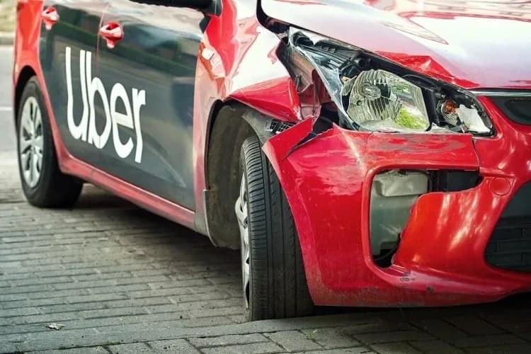 Uber Crash and Claim: A Guide on How to Report Accidents