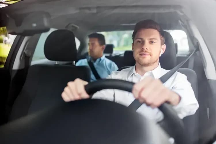Back on the Job Fast: PCO Accident Car Replacement Options in London