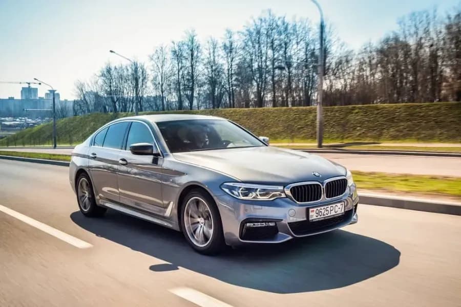 car_BMW_5_Series
